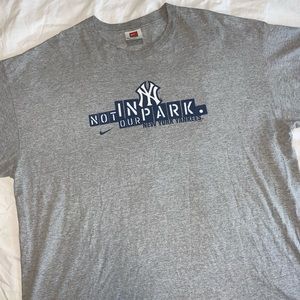 Nike Yankees Shirt